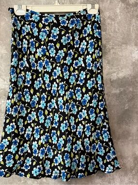 Petite Sophisticate Black A-Line Skirt with Blue Floral Print (Love 20)